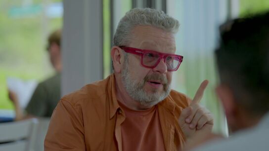 Chicote pone en duda la paella de 'Mikkonos Beach Club': "El resto son otros arroces con amarillo a tope"