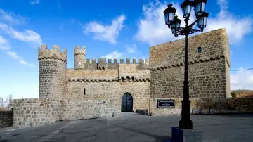 Castillo de Olmillos de Sasamon Castillo de Olmillos de Sasamon