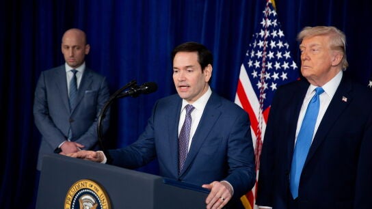 El secretario de Estado de EEUU, Marco Rubio, junto al presidente Donald Trump