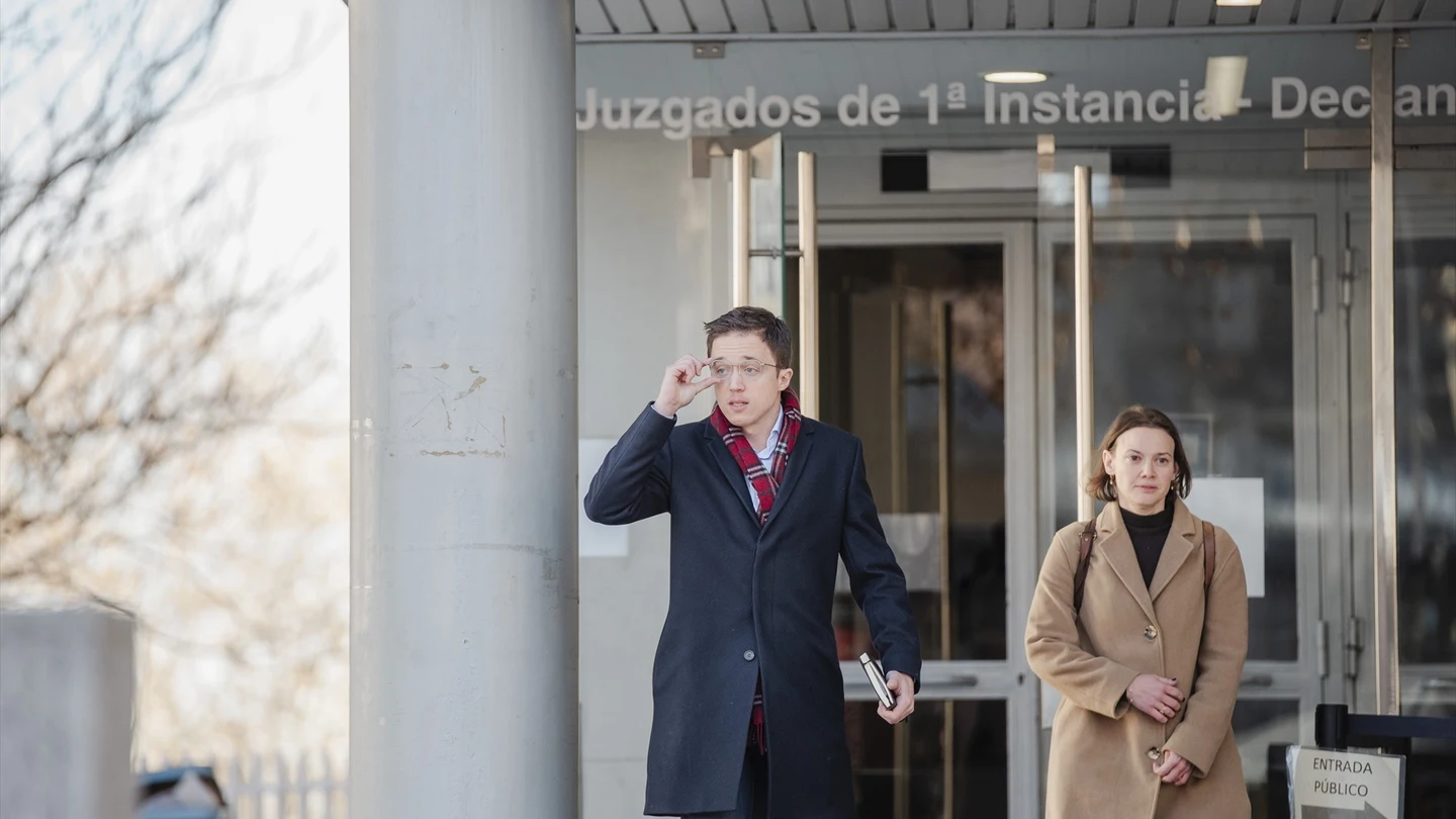 El exportavoz de Sumar en el Congreso, Iñigo Errejón, sale de declarar en los juzgados de Plaza de Castilla. El exportavoz de Sumar en el Congreso, Iñigo Errejón, sale de declarar en los juzgados de Plaza de Castilla.