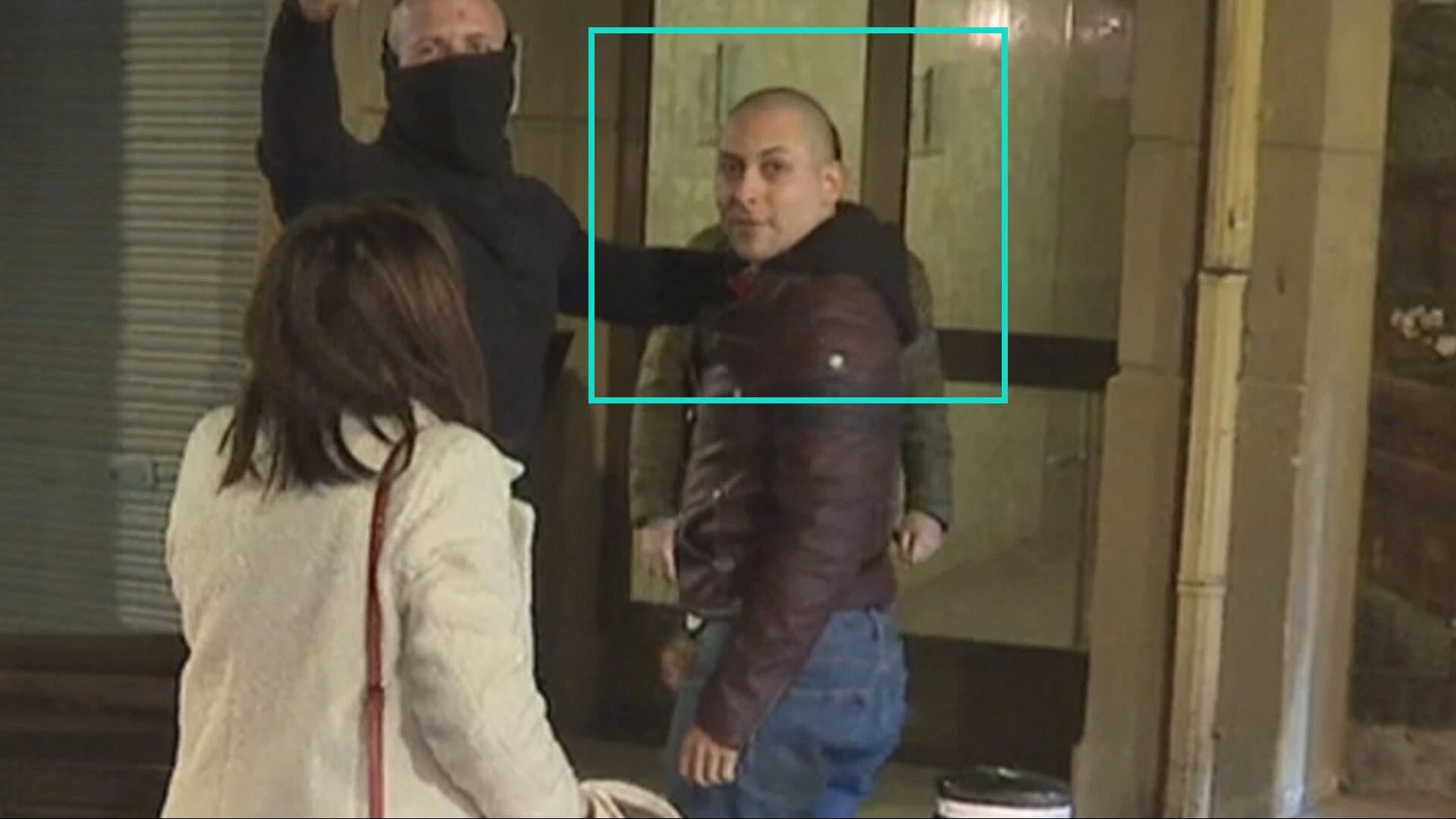 Andrés Martínez, al llegar a su casa Andrés Martínez, al llegar a su casa