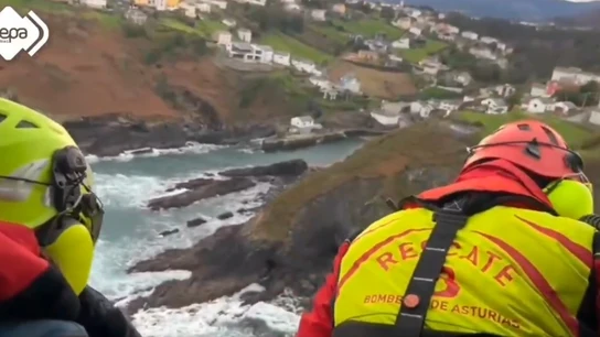 Equipos de rescate buscan a un hombre desaparecido en el concejo de Coaña, Asturias. Equipos de rescate buscan a un hombre desaparecido en el concejo de Coaña, Asturias.
