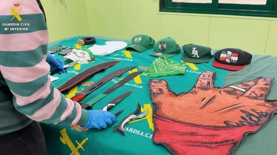 Objetos requisados por la Guardia Civil a los detenidos Objetos requisados por la Guardia Civil a los detenidos