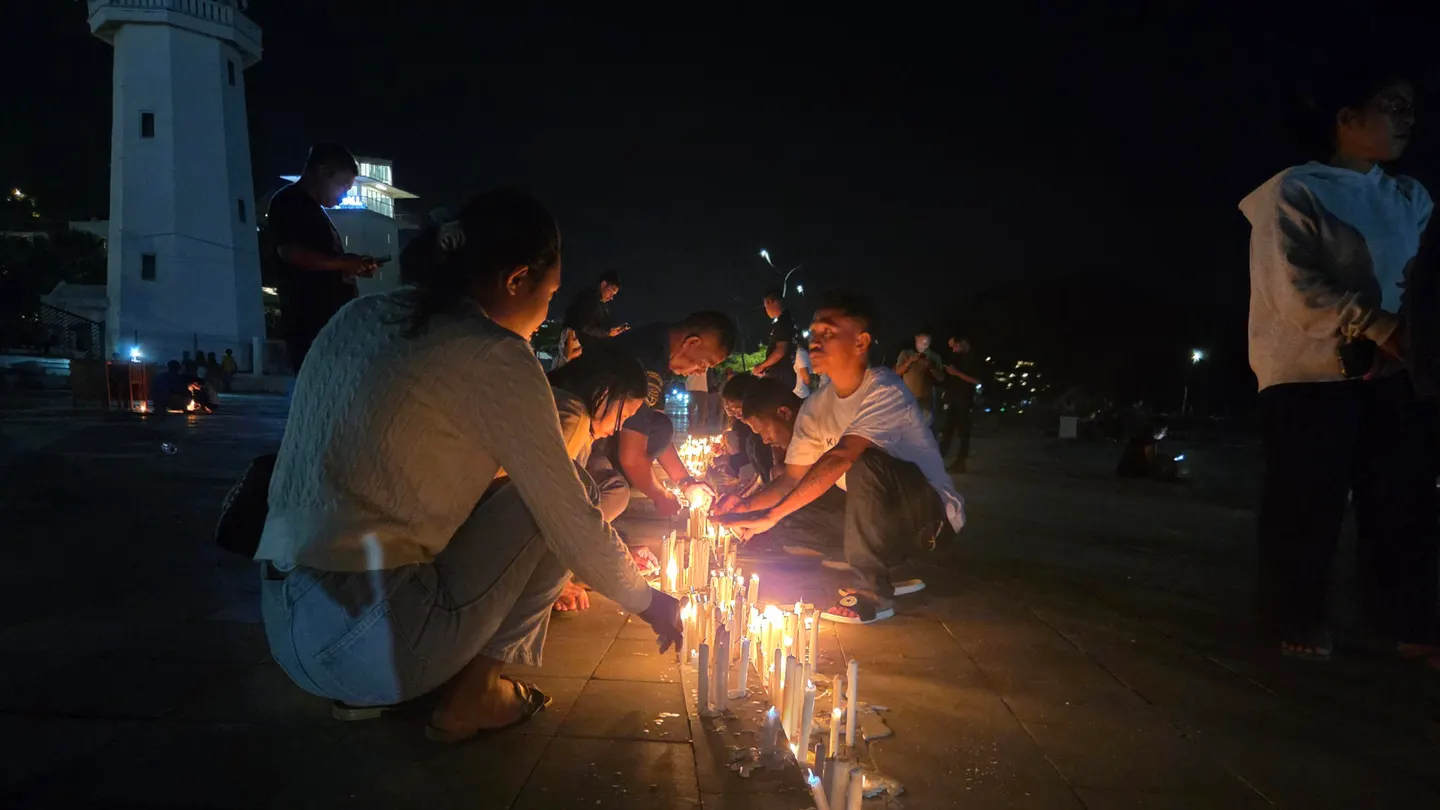 Vigilia por los fallecidos en Indonesia Vigilia por los fallecidos en Indonesia