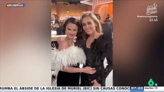 Miley Cyrus y Selena Gómez rompen los rumores de enemistad con esta foto viral en los Globos de Oro Miley Cyrus y Selena Gómez rompen los rumores de enemistad con esta foto viral en los Globos de Oro
