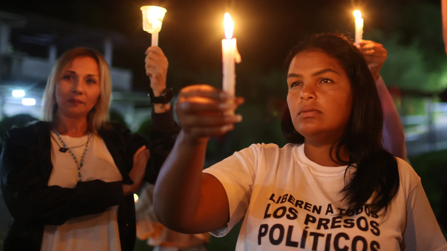 Las familias de los presos políticos insisten en que "todos" deben ser liberados Las familias de los presos políticos insisten en que "todos" deben ser liberados