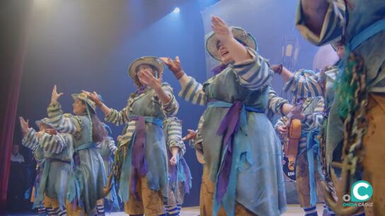 Imagen de la segunda sesi&oacute;n de la fase de preliminares del COAC 2026 en el Teatro Falla de C&aacute;diz