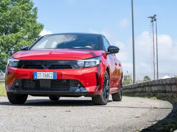 El compacto europeo que baja de precio este enero con descuento brutal en concesionario El compacto europeo que baja de precio este enero con descuento brutal en concesionario