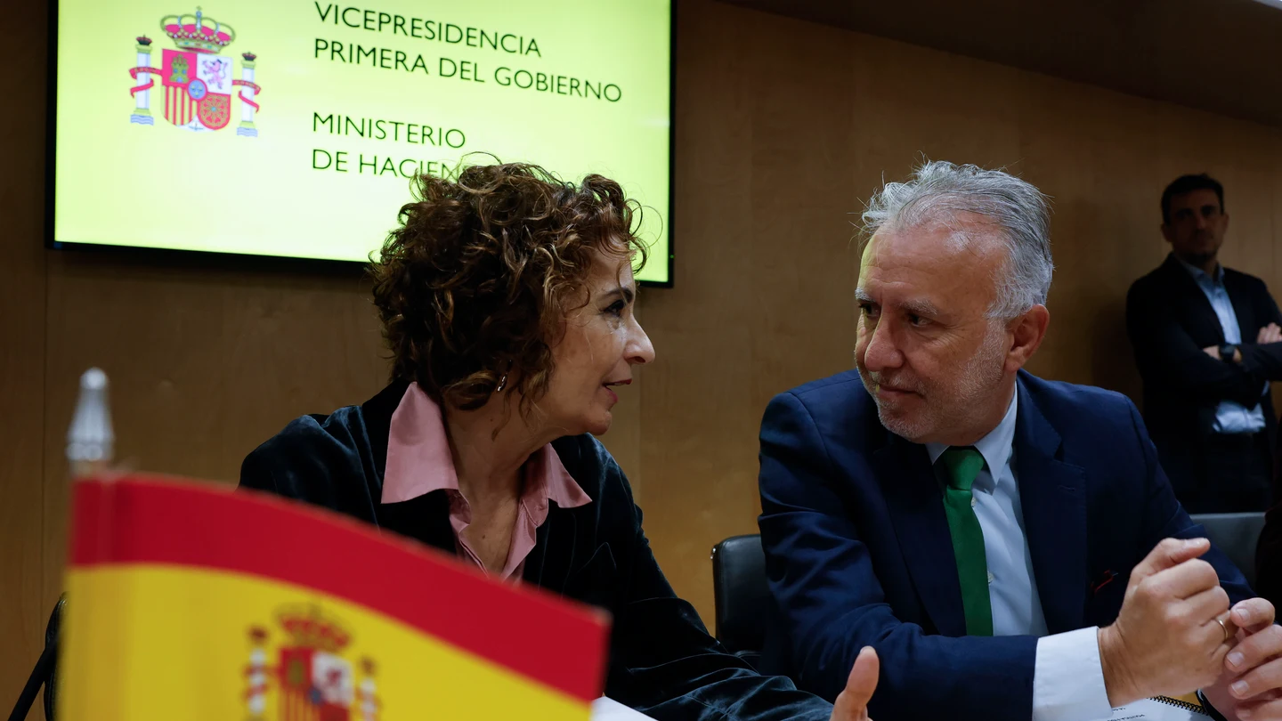 María Jesús Montero y Ángel Víctor Torres presiden el Consejo de Política Fiscal y Financiera con las comunidades autónomas María Jesús Montero y Ángel Víctor Torres presiden el Consejo de Política Fiscal y Financiera con las comunidades autónomas
