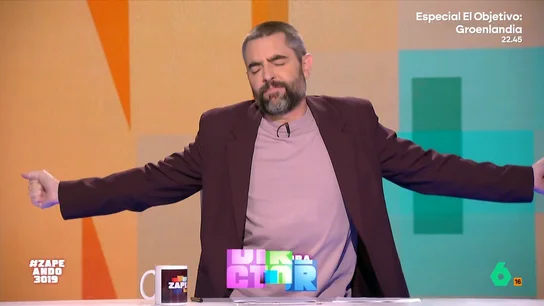 Dani Mateo anuncia que ha sido nominado a los premios Zapping: "Avisad a toda vuestra familia" El presentador de Zapeando ha sido nominado por su labor en el programa. Mateo afirma que con esta nominación siente que está representando a todo el equipo de Zapeando.