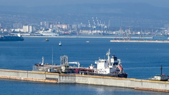Imagen de archvio de un petrolero en un puerto en el mar Negro.