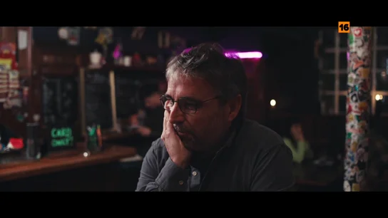 Jordi Évole, a Manuel Carrasco, tras conocer sus orígenes humildes: "No habías comprado ni un boleto para acabar donde has acabado" Jordi Évole, a Manuel Carrasco, tras conocer sus orígenes humildes: "No habías comprado ni un boleto para acabar donde has acabado"