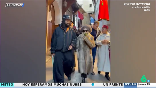 De Madonna en Marruecos a David Beckham en la nieve con sus perros: las fotos de los viajes de los famosos De Madonna en Marruecos a David Beckham en la nieve con sus perros: las fotos de los viajes de los famosos