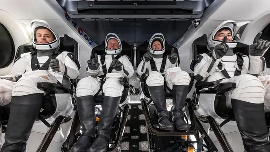 Fotografía del 3 de julio de 2025 cedida donde aparece la tripulación de la misión de la Crew-11 Fotografía del 3 de julio de 2025 cedida donde aparece la tripulación de la misión de la Crew-11