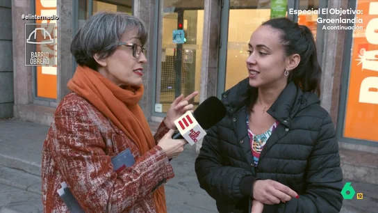 Thais Villas no se corta al saber que una chica de barrio obrero se pone las mallas del gimnasio sin lavar: "¡Uy, qué cerda!" ¿Cuánto invierte la gente en sus looks para ir al gimnasio? Thais Villas ha ido a un barrio rico y uno obrero para preguntar a la gente cuánta ropa deportiva tienen. Descubre sus respuestas en el vídeo principal.