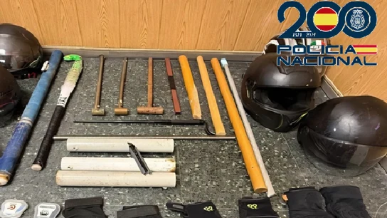 Imagen de una redada a ultras del fútbol Imagen de una redada a ultras del fútbol