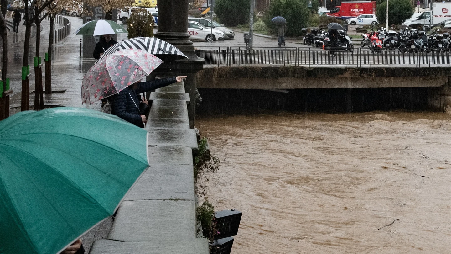 Imagen del río Onyar a su paso por Girona Imagen del río Onyar a su paso por Girona
