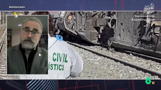Mateu Oliver, ingeniero, convencido de que se sabrá las causas del descarrilamiento: "Los materiales hablan de cómo se han roto" Andrea Ropero entrevista a Mateu Oliver, vicepresidente del Colegio de Ingenieros Industriales, que en este vídeo analiza el accidente ferroviario en Adamuz y explica las que, según él, podrían ser las dos posibles causas de la tragedia.