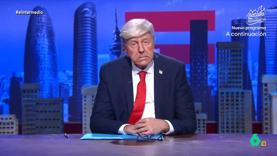 'Donald Trump' se 'anexiona' El Intermedio, echa a Wyoming y anuncia que va a conquistar Murcia Raúl Pérez se convierte en 'Donald Trump' y, en este vídeo, irrumpe en El Intermedio para echar a Wyoming y colocarse a sí mismo como presentador del programa, con la ayuda de Thais Villas y Dani Mateo.