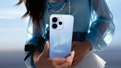 El Oppo Reno 15 FS El Oppo Reno 15 FS