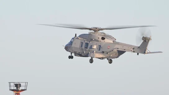 Imagen de un helicóptero francés. Imagen de un helicóptero francés.