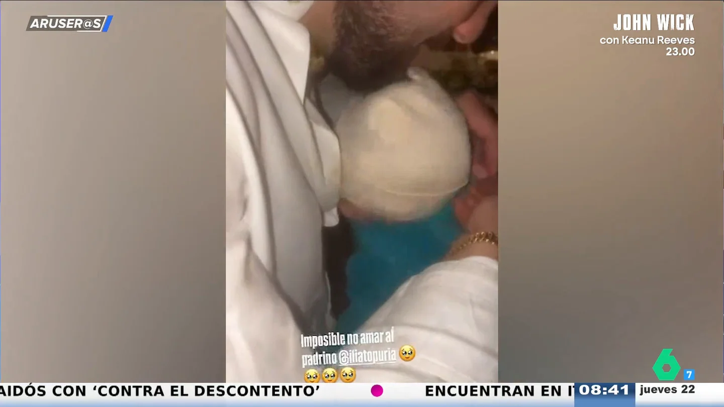 "No llores que es oro": el divertido momento en el que Ilia Topuria regala un collar de oro a Ismael, hijo de Omar Montes "No llores que es oro": el divertido momento en el que Ilia Topuria regala un collar de oro a Ismael, hijo de Omar Montes