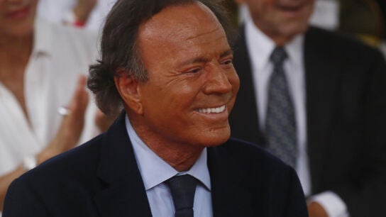 Imagen de archivo. Julio Iglesias