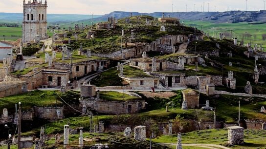 Panor&aacute;mica de las Bodegas de Baltan&aacute;s