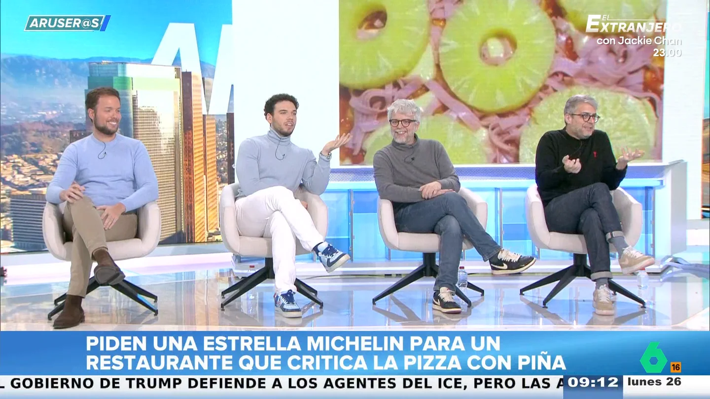La guerra de la pizza con piña llega al plató de Aruser@s: "Hay cosas que no se tocan" La guerra de la pizza con piña llega al plató de Aruser@s: "Hay cosas que no se tocan"