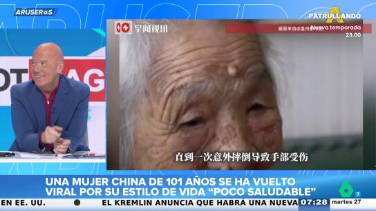 Alfonso Ar&uacute;s, al descubrir el secreto para vivir 101 a&ntilde;os de una anciana: "Le acaba de dar An&iacute;s del Mono"