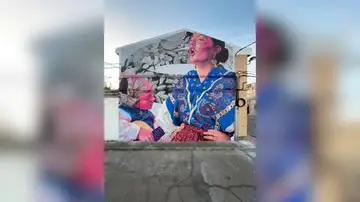 Imagen del mural 'Jota Aragonesa' en el municipio zaragozano de Épila, obra del artista Jonatan Carranza 'Sojo', elegido como el mejor mural del mundo en 2025 por la plataforma 'Music On Walls' Imagen del mural 'Jota Aragonesa' en el municipio zaragozano de Épila, obra del artista Jonatan Carranza 'Sojo', elegido como el mejor mural del mundo en 2025 por la plataforma 'Music On Walls'