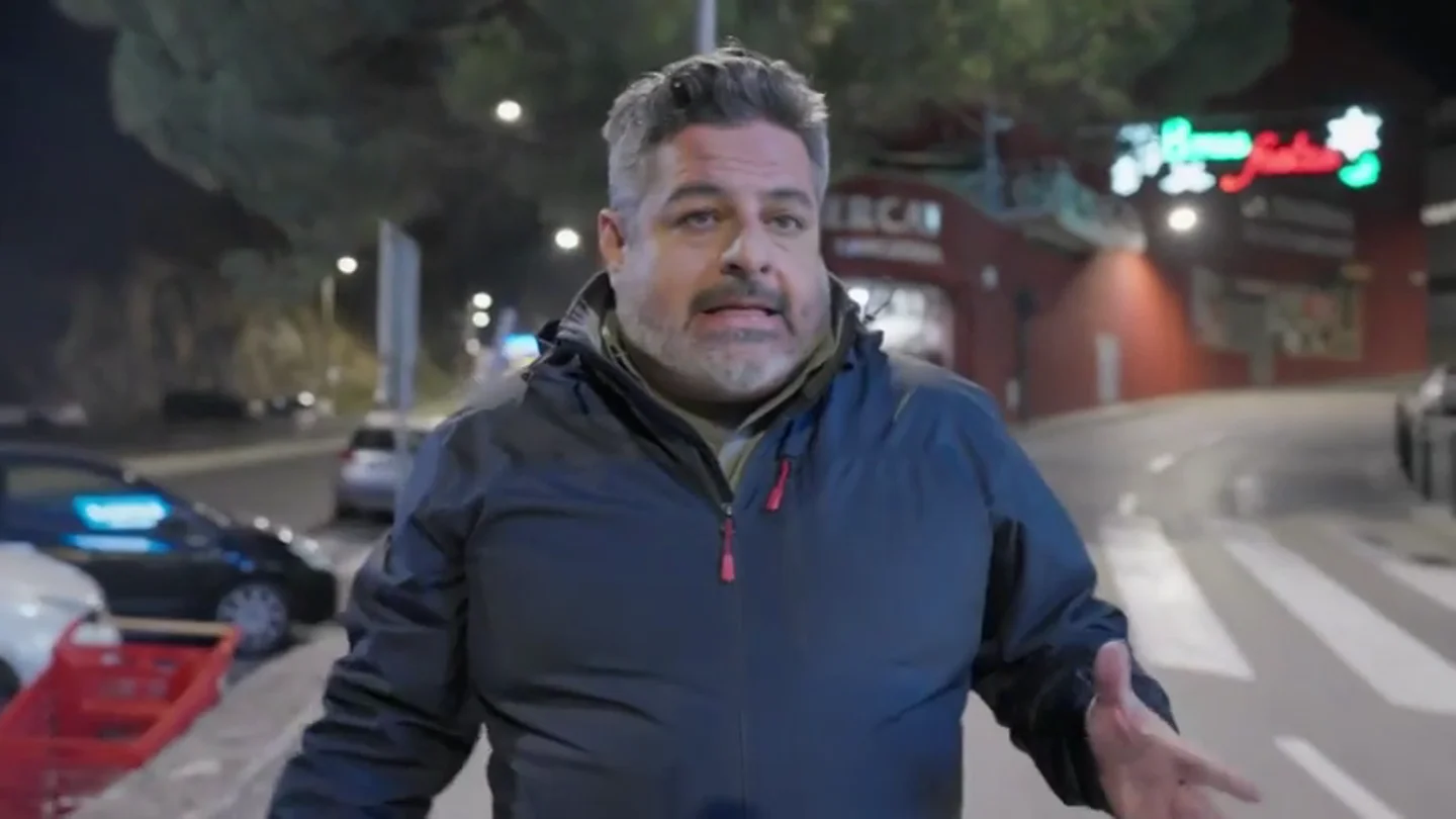 Los momentos más tensos de Jalis de la Serna en Apatrullando: "Nos han dado un golpe a la cámara y nos han zarandeado" Los momentos más tensos de Jalis de la Serna en Apatrullando: "Nos han dado un golpe a la cámara y nos han zarandeado"