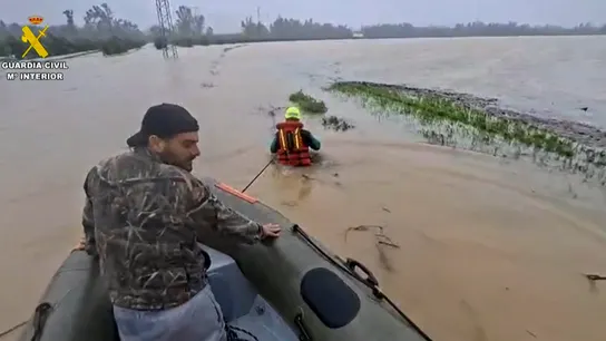 Operativo de desalojos preventivos y rescate tras las inundaciones por la subida del río Guadalete Operativo de desalojos preventivos y rescate tras las inundaciones por la subida del río Guadalete