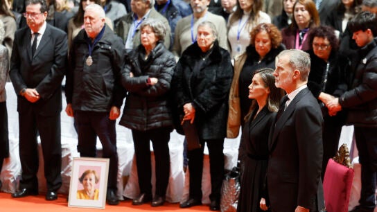 Los reyes presiden el funeral religioso en Huelva por las v&iacute;ctimas de Adamuz.