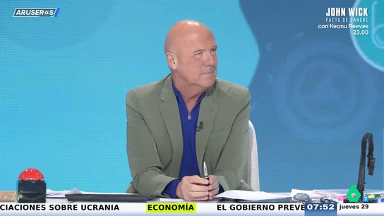 Alfonso Arús, a la experta en microbiota que propone desayunar a las 9 y cenar a las 4: "Según esto Zapeando es un 'late night'" Alfonso Arús, a la experta en microbiota que propone desayunar a las 9 y cenar a las 4: "Según esto Zapeando es un 'late night'"