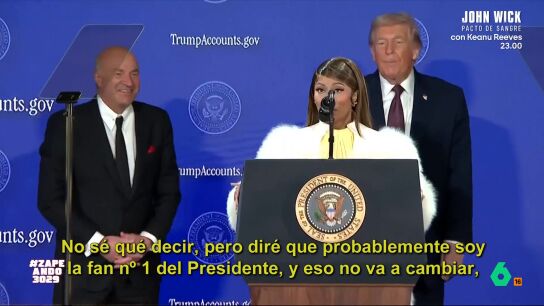 Nicki Minaj compart&iacute;a un acto con Donald Trump en el que no solo llam&oacute; la atenci&oacute;n por sus palabras de apoyo al presidente, sino tambi&eacute;n por el llamativo abrigo que, seg&uacute;n Dani Mateo, es porque "mat&oacute; a un oso" en Groenlandia.