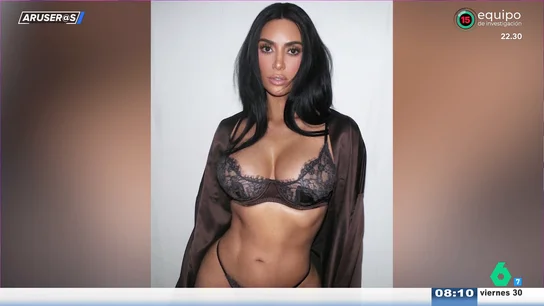 Kim Kardashian posa con la lencería de su marca tras el éxito de Sydney Sweeney: "Está un poco celosa" Kim Kardashian posa con la lencería de su marca tras el éxito de Sydney Sweeney: "Está un poco celosa"