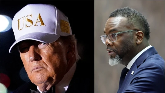 Trump, a la izquierda; a la derecha, Johnson, alcalde de Chicago Trump, a la izquierda; a la derecha, Johnson, alcalde de Chicago