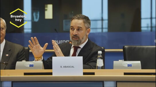 Imagen de Abascal presidiendo la cumbre de Patriots en el Parlamento Europeo