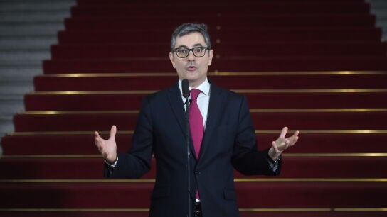 El ministro de la Presidencia, Justicia y Relaciones con las Cortes, F&eacute;lix Bola&ntilde;os, comparece ante los medios antes de la I Jornada de debate sobre el proyecto de Ley Org&aacute;nica de Enjuiciamiento Criminal