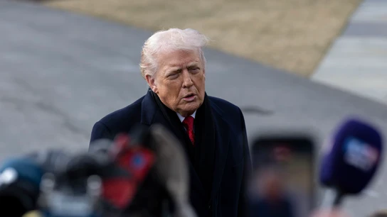 El presidente de Estados Unidos, Donald Trump, habla con la prensa El presidente de Estados Unidos, Donald Trump, habla con la prensa