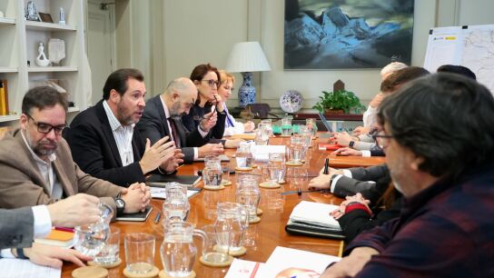 Acaba sin acuerdo la segunda reuni&oacute;n de Puente y los sindicatos para desconvocar la huelga de maquinistas