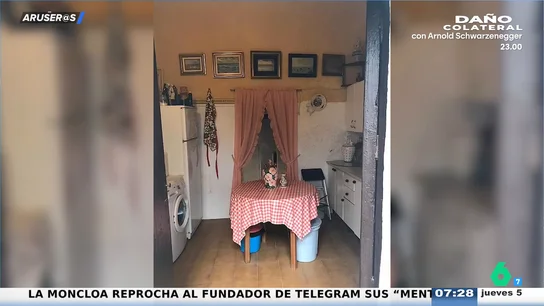 Un jubilado británico huye de su palacete en Cádiz tras descubrir que los vecinos pueden entrar en su cocina Un jubilado británico huye de su palacete en Cádiz tras descubrir que los vecinos pueden entrar en su cocina