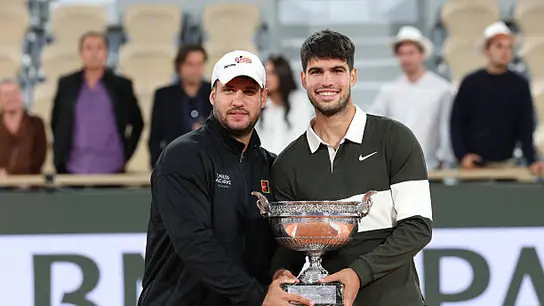 Carlos Alcaraz anuncia que su hermano será su entrenador ocasionalmente Carlos Alcaraz anuncia que su hermano será su entrenador ocasionalmente