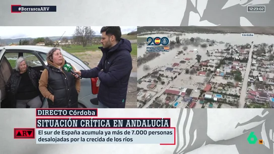 Rafi, una vecina de Córdoba afectada por la crecida del río: "Hemos pasado toda la noche en el coche con mi padre de 81 años" Rafi, una vecina de Córdoba afectada por la crecida del río: "Hemos pasado toda la noche en el coche con mi padre de 81 años"