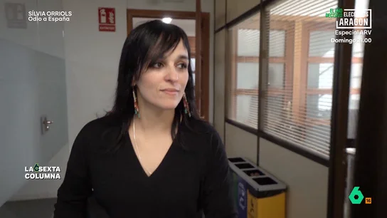 Sílvia Orriols, la xenófoba ultraderechista catalana que arrasa en las encuestas: "Odiamos el Estado español" ¿Quién es?La alcaldesa de Ripoll, fundadora de Alianza Catalana, sueña con una Cataluña sin inmigrantes y sin islam. Además, rechaza todo aquello que tenga que ver con lo español. Y lo hace a través de ideas de extrema derecha y una apuesta por el independentismo radical.