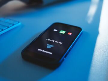 Por qu&eacute; es mejor contestar las llamadas spam que rechazarlas