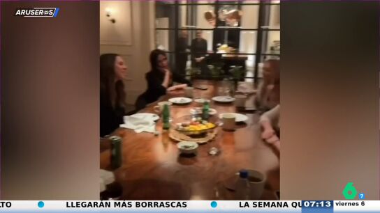 Cruz Beckham re&uacute;ne a las Spice Girls en este v&iacute;deo viral para cantar 'Viva Forever'