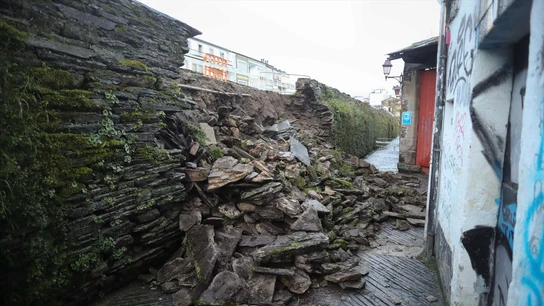 Se derrumba una parte de la muralla romana de Lugo Se derrumba una parte de la muralla romana de Lugo