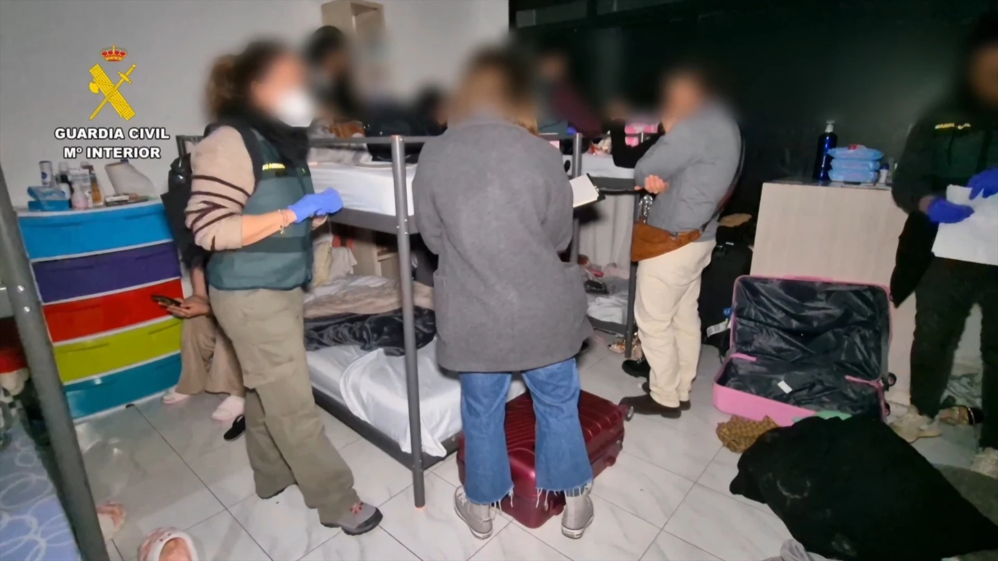 Desarticulan una organización criminal que obligaba a prostituirse a mujeres inmigrantes sin papeles Desarticulan una organización criminal que obligaba a prostituirse a mujeres inmigrantes sin papeles
